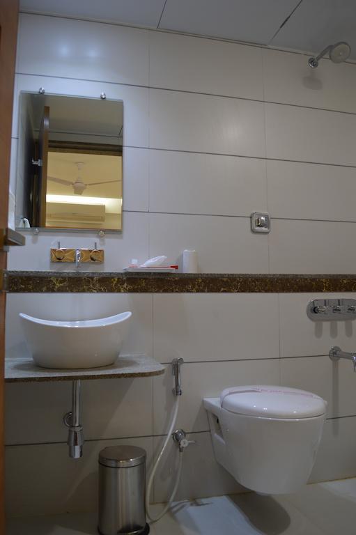 Hotel Ashray Inn Ahmadábád Pokoj fotografie