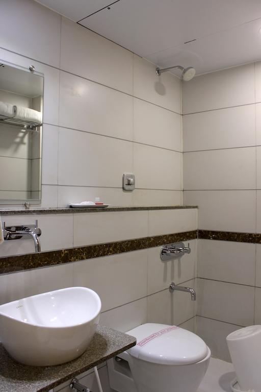 Hotel Ashray Inn Ahmadábád Pokoj fotografie